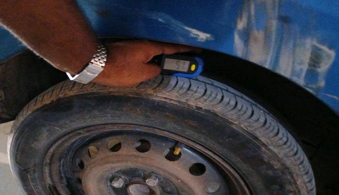 2014 Maruti Celerio ZXI, Petrol, Manual, 77,200 km, tyre