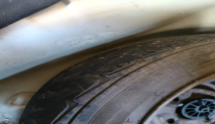 2011 Chevrolet Spark LS 1.0, Petrol, Manual, 32,557 km, tyre