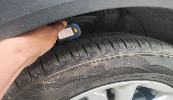 2016 Hyundai Creta S 1.4 DIESEL, Diesel, Manual, 1,74,186 km, tyre