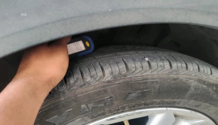 2016 Hyundai Creta S 1.4 DIESEL, Diesel, Manual, 1,74,186 km, tyre