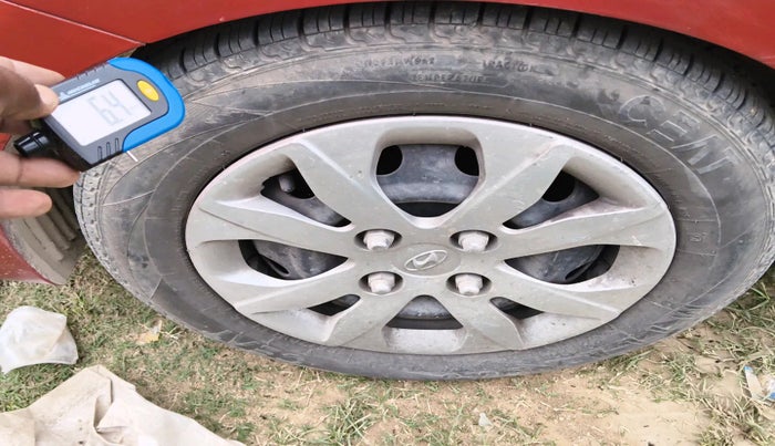 2015 Hyundai Eon MAGNA +, Petrol, Manual, 73,635 km, tyre