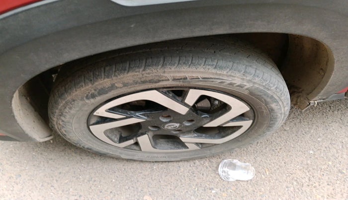 2022 Nissan MAGNITE XV PREMIUM, Petrol, Manual, 74,938 km, tyre