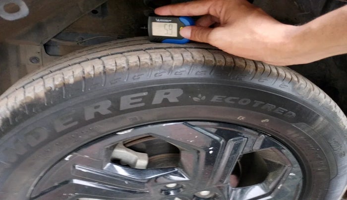 2023 Maruti BREZZA ZXI S-CNG, Petrol, Manual, 25,084 km, tyre