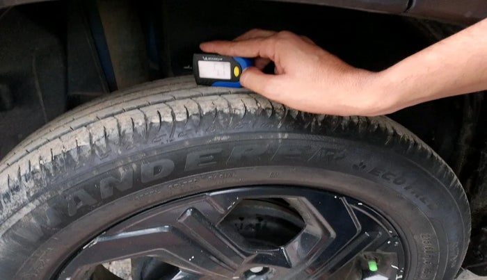 2023 Maruti BREZZA ZXI S-CNG, Petrol, Manual, 25,084 km, tyre