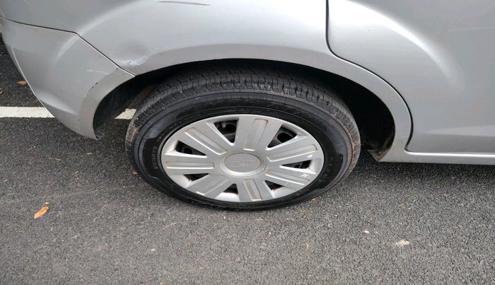 2012 Ford Figo ZXI 1.2 PETROL, Petrol, Manual, 56,505 km, tyre