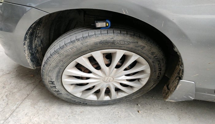 2014 Maruti Ciaz VXI+, Petrol, Manual, 54,172 km, tyre