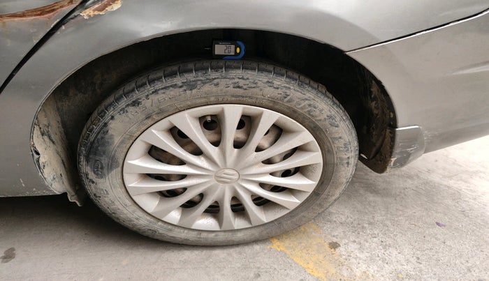 2014 Maruti Ciaz VXI+, Petrol, Manual, 54,172 km, tyre