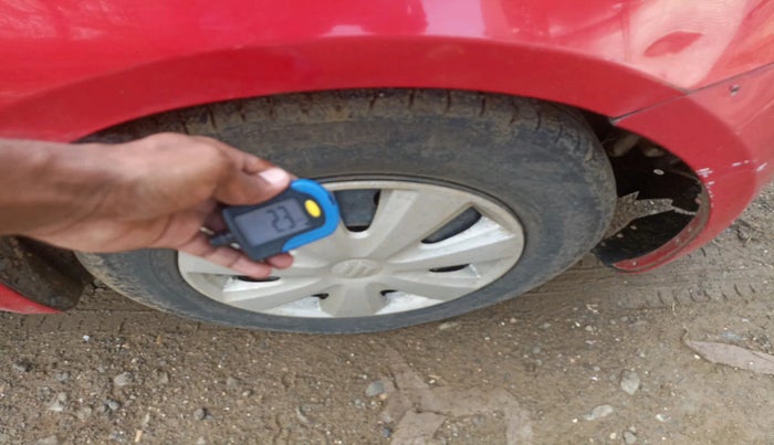 2011 Maruti Swift Dzire VXI, Petrol, Manual, 55,733 km, tyre