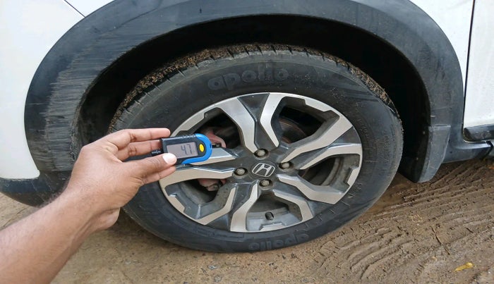 2018 Honda WR-V 1.5L I-DTEC S MT, Diesel, Manual, 96,699 km, tyre