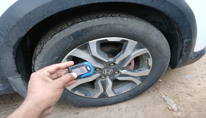 2018 Honda WR-V 1.5L I-DTEC S MT, Diesel, Manual, 96,699 km, tyre