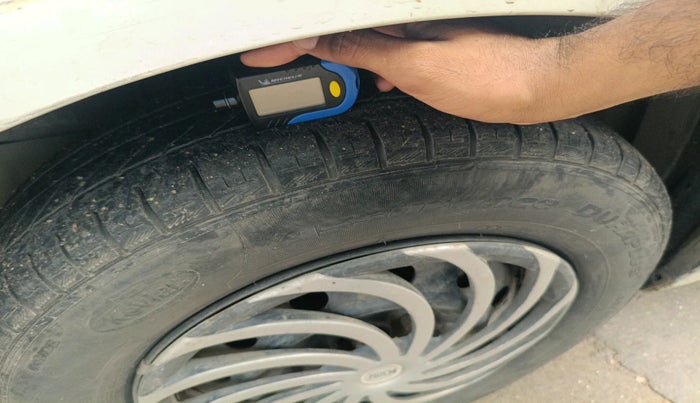 2012 Maruti Swift VDI, Diesel, Manual, 29,187 km, tyre