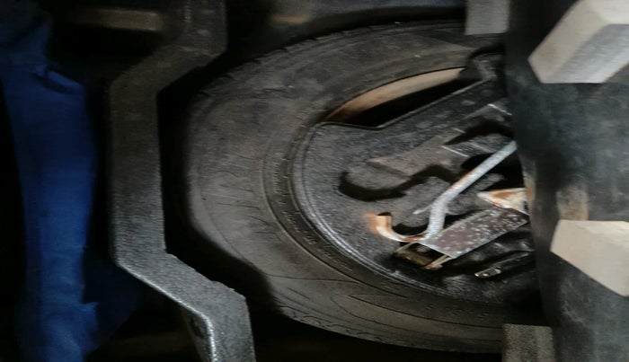 2018 Maruti Ciaz SIGMA 1.5 SHVS MT  PETROL, Petrol, Manual, 81,813 km, tyre