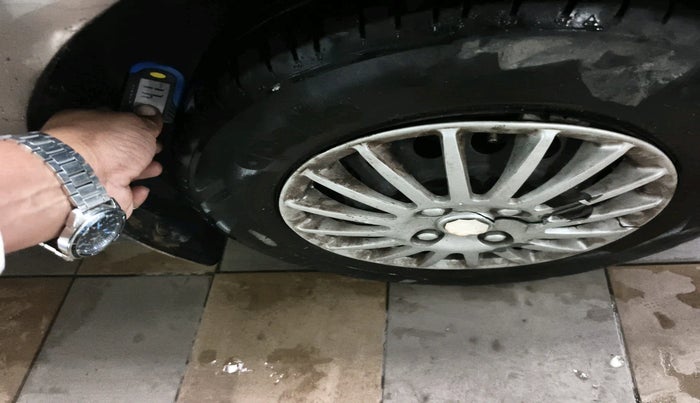 2014 Datsun Go T, Petrol, Manual, 96,127 km, tyre