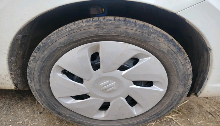 2019 Maruti Celerio VXI CNG, Petrol, Manual, 77,259 km, tyre