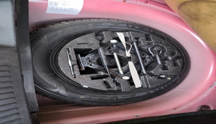 2017 Volkswagen Polo GT TSI AT, Petrol, Automatic, 65,353 km, tyre