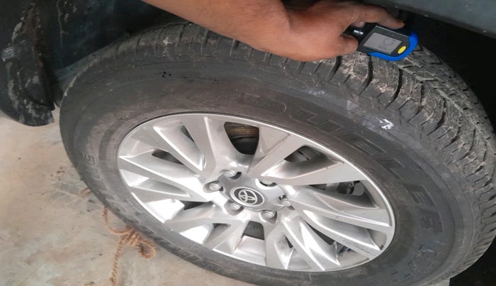 2023 Toyota HILUX HIGH 4X4 AT, Diesel, Automatic, 16,175 km, tyre