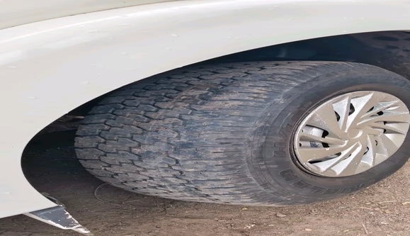 2017 Mahindra Scorpio S2, Diesel, Manual, 1,45,128 km, tyre