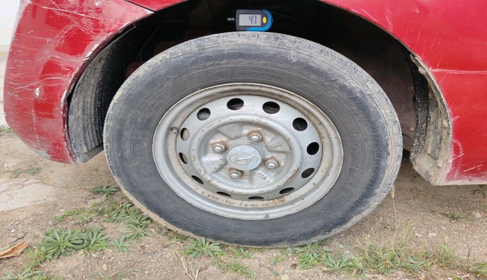 2016 Hyundai Eon ERA + LPG, Petrol, Manual, 97,082 km, tyre