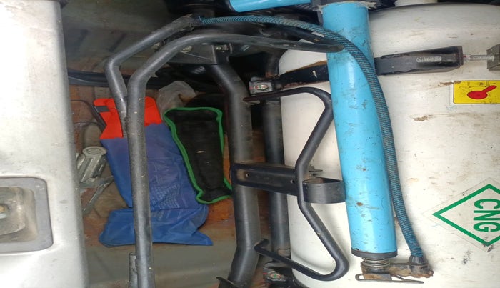 2022 Maruti New Wagon-R VXI CNG 1.0, Petrol, Manual, 58,594 km, tyre