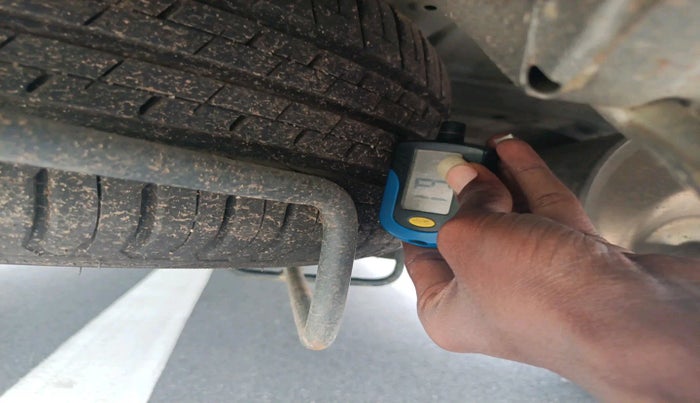 2023 Maruti Ertiga ZXI+ SHVS, Petrol, Manual, 23,647 km, tyre