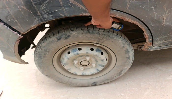 2022 Maruti Alto LXI OPT CNG, CNG, Manual, 1,18,000 km, tyre