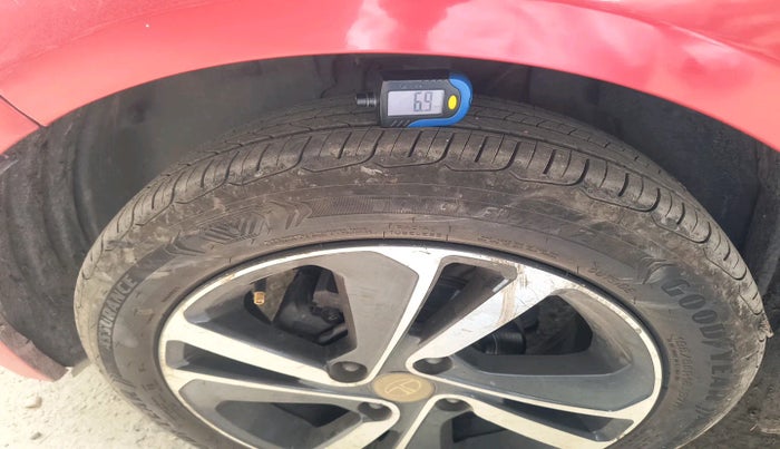 2020 Tata ALTROZ XZ PETROL, Petrol, Manual, 53,655 km, tyre