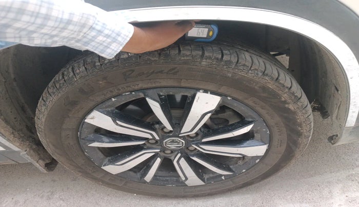 2019 MG HECTOR SHARP 2.0 DIESEL, Diesel, Manual, 75,411 km, tyre