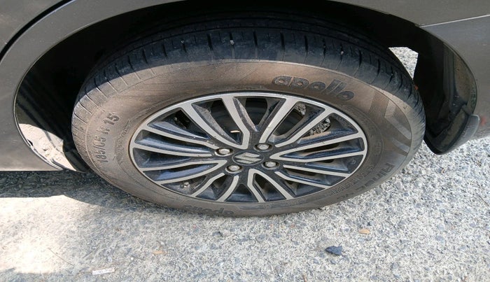 2022 Maruti Dzire ZXI Plus AMT, Petrol, Automatic, 31,114 km, tyre