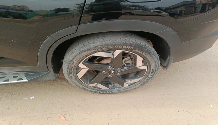 2021 Hyundai ALCAZAR PLATINUM(O) 7STR 1.5 AT, Diesel, Automatic, 80,445 km, tyre