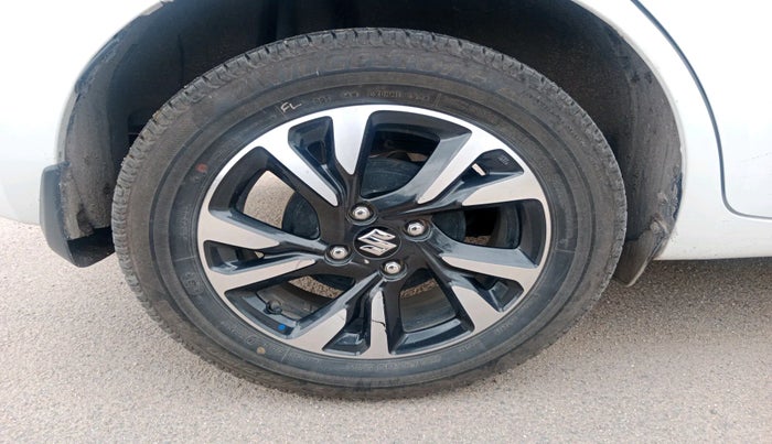 2024 Maruti Swift ZXI PLUS AMT, Petrol, Automatic, 23,457 km, tyre