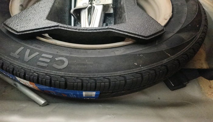 2015 Maruti Celerio VXI AMT, Petrol, Automatic, 68,908 km, tyre