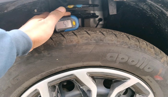 2023 Tata PUNCH PURE MT, Petrol, Manual, 15,098 km, tyre