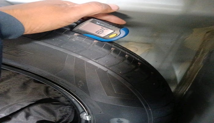 2023 Tata PUNCH PURE MT, Petrol, Manual, 15,098 km, tyre