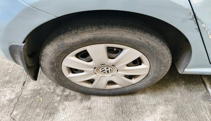 2010 Volkswagen Polo COMFORTLINE 1.2L PETROL, Petrol, Manual, 69,491 km, tyre