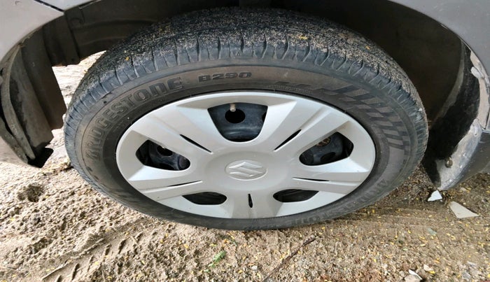 2016 Maruti Wagon R 1.0 VXI, Petrol, Manual, 50,358 km, tyre