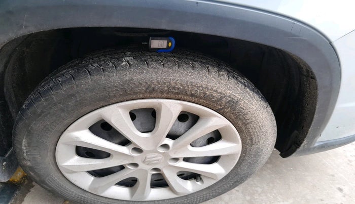 2023 Maruti Grand Vitara SIGMA SMART HYBRID, Petrol, Manual, 10,137 km, tyre