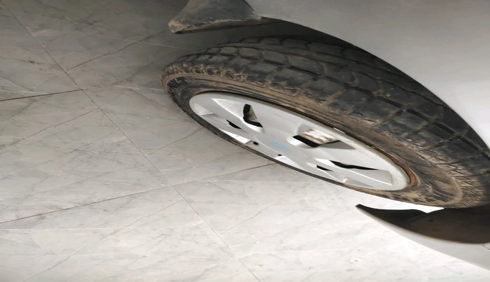 2010 Maruti Wagon R Duo DUO LX LPG, Petrol, Manual, 98,155 km, tyre