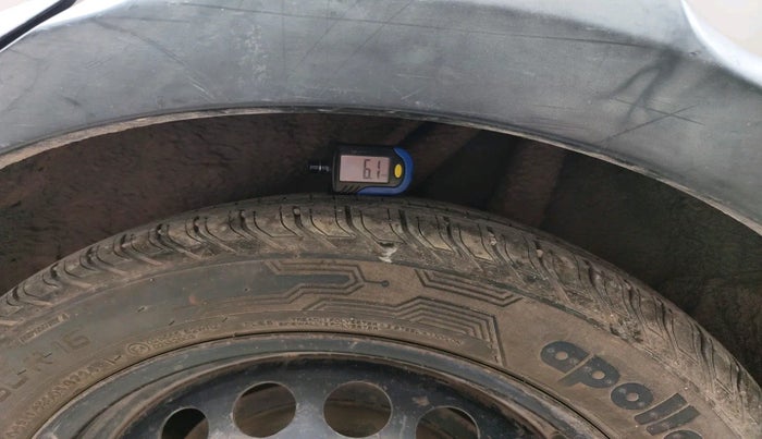 2016 Honda BR-V 1.5L I-VTEC S, Petrol, Manual, 2,12,246 km, tyre