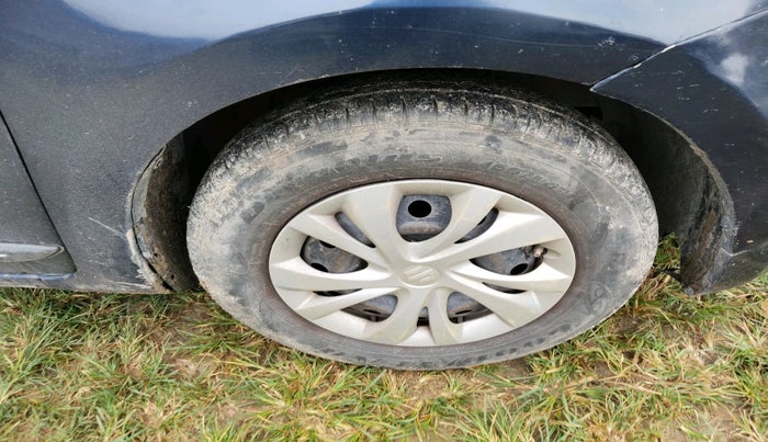 2018 Maruti Swift VDI, Diesel, Manual, 1,09,013 km, tyre