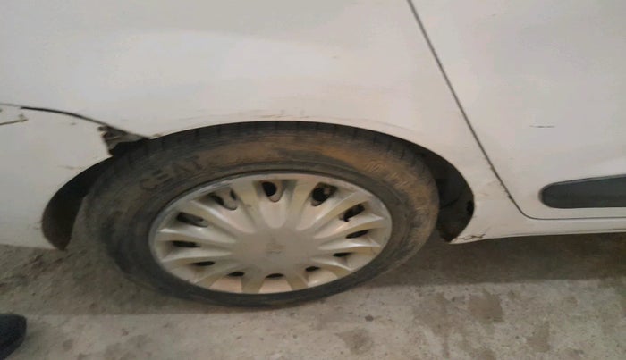 2018 Hyundai XCENT PRIME T  VTVT CNG, Petrol, Manual, 2,61,988 km, tyre