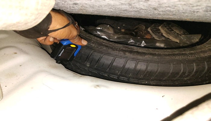 2015 Hyundai Elite i20 ASTA 1.2, Petrol, Manual, 56,364 km, tyre