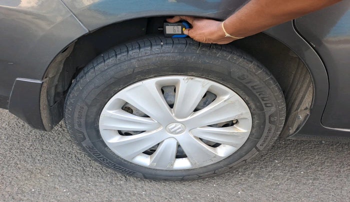 2016 Maruti Ertiga VXI AT, Petrol, Automatic, 35,328 km, tyre