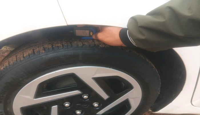 2024 Hyundai GRAND I10 NIOS SPORTZ 1.2 KAPPA VTVT CNG, Petrol, Manual, 50,348 km, tyre