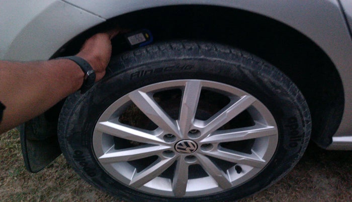 2017 Volkswagen Polo HIGHLINE PLUS 1.2(16 ALLOY, Petrol, Manual, 16,254 km, tyre