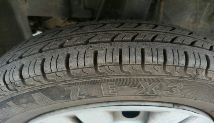 2017 Datsun Go A, Petrol, Manual, 28,769 km, tyre