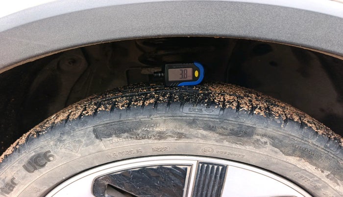 2023 MG ZS EV EXCITE, Electric, Automatic, 58,998 km, tyre