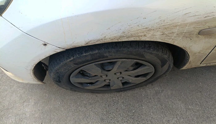 2015 Honda Mobilio 1.5L I-DTEC S, Diesel, Manual, 1,66,360 km, tyre