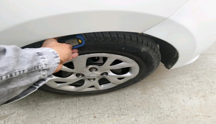 2017 Hyundai Grand i10 SPORTZ 1.2 KAPPA VTVT, Petrol, Manual, 55,098 km, tyre