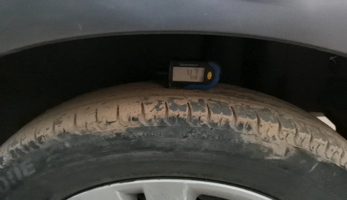 2013 Maruti Swift Dzire VDI, Diesel, Manual, 1,72,039 km, tyre