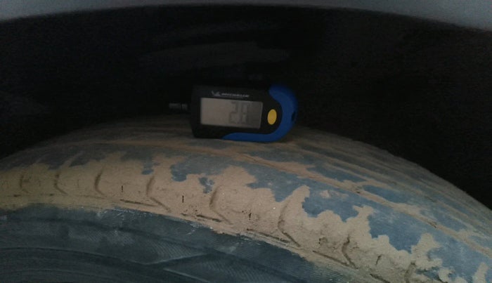 2013 Maruti Swift Dzire VDI, Diesel, Manual, 1,72,039 km, tyre